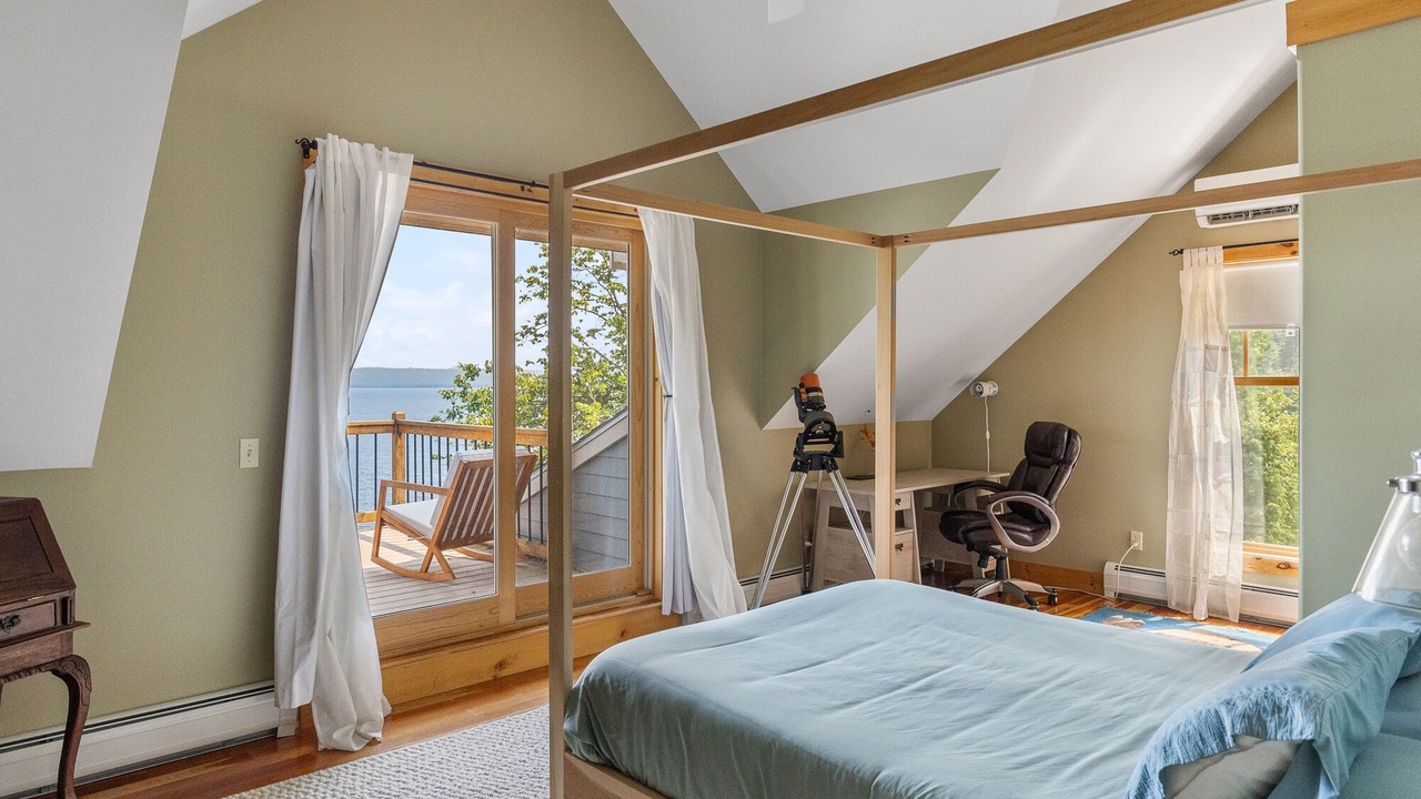 Photo of Bedroom in South Hero