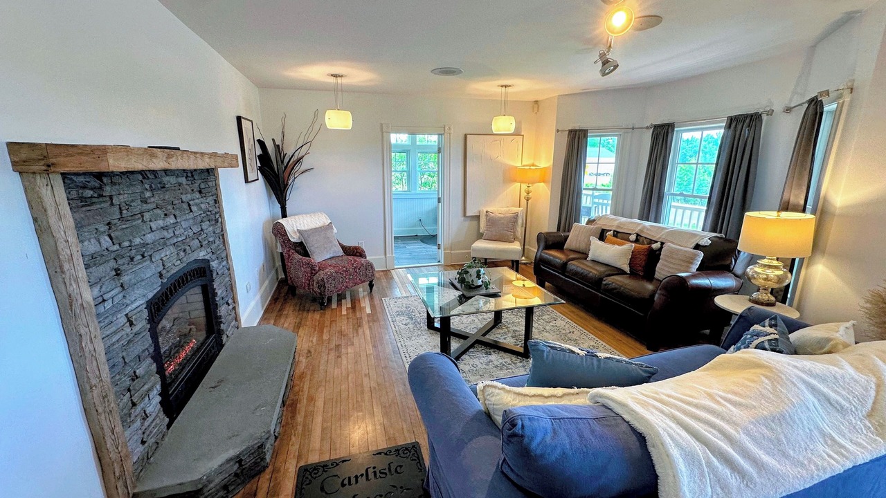 Photo of Livingroom in Jefferson