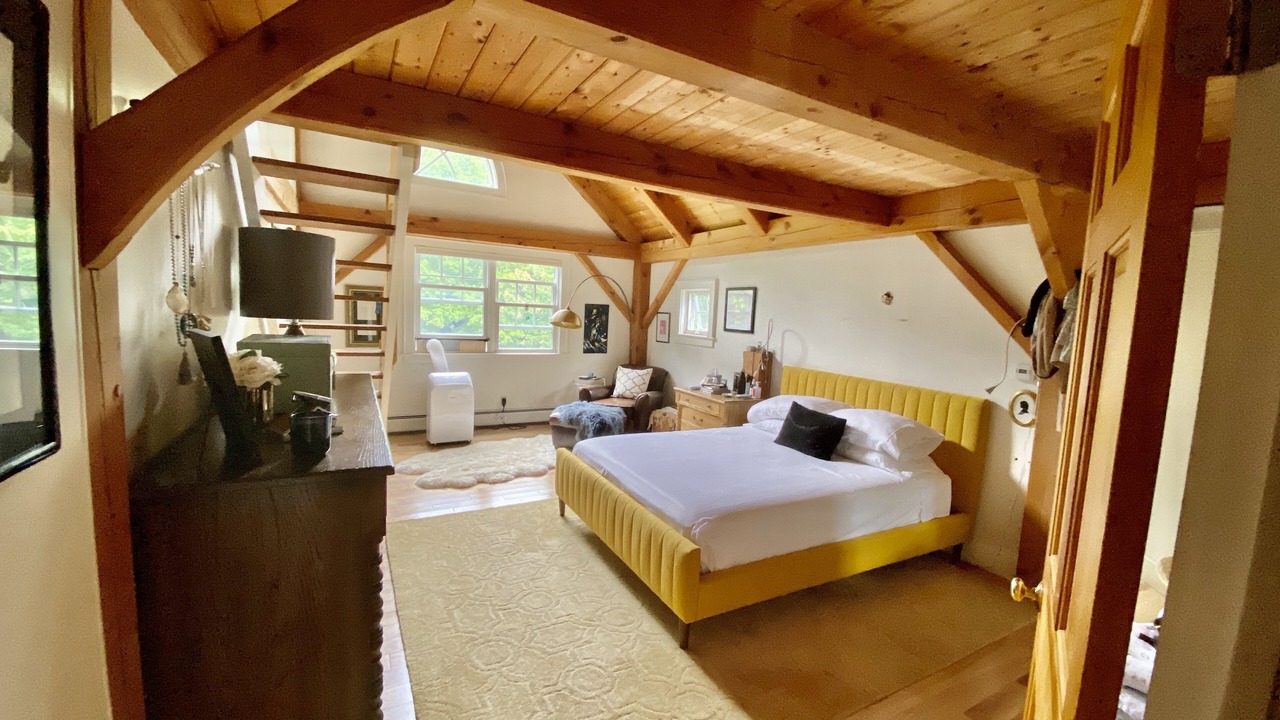 Photo of Bedroom in Essex Junction