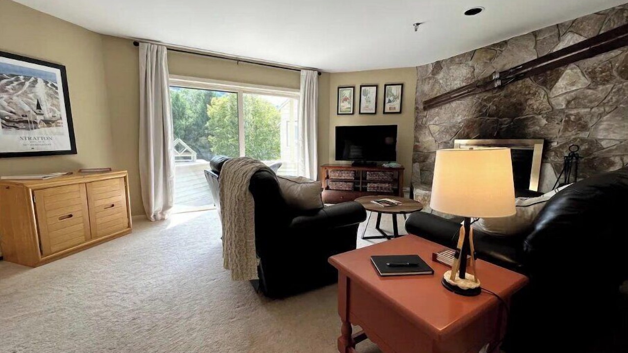 Photo of Livingroom in Stratton Mountain