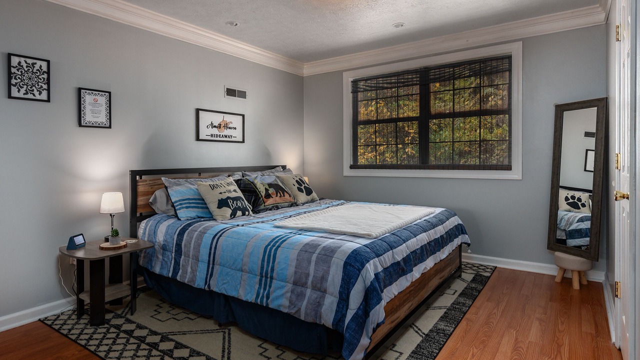 Photo of Bedroom in Big Chimney