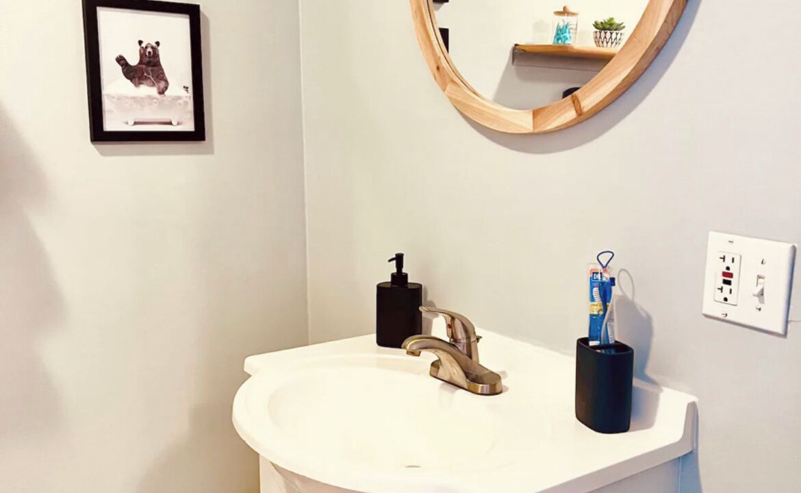 Photo of Bathroom in Big Chimney
