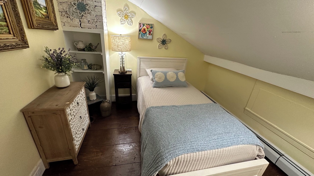 Photo of Bedroom in Lodi
