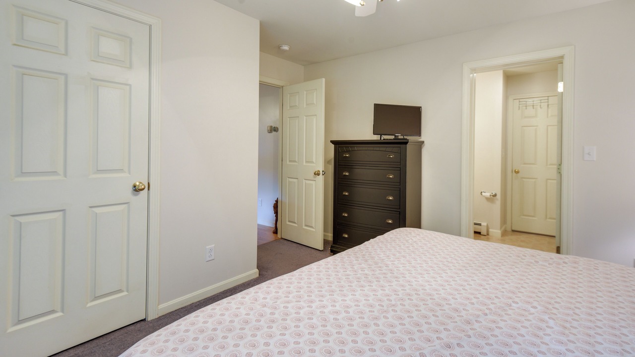 Photo of Bedroom in Campton