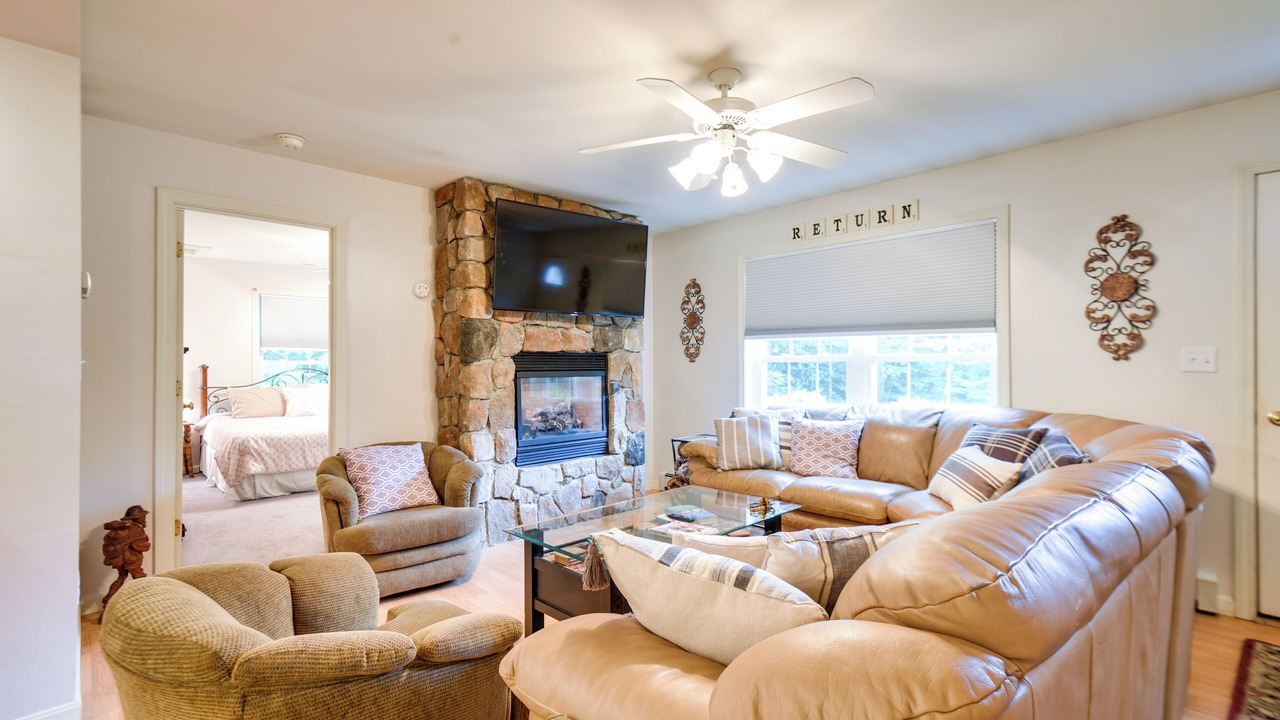 Photo of Livingroom in Campton
