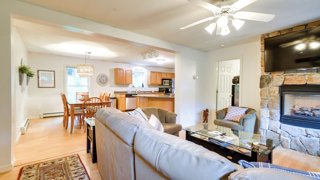 Photo of Livingroom in Campton