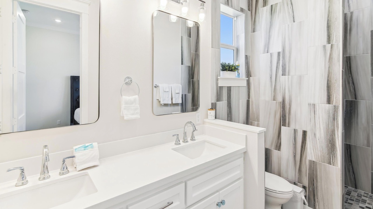 Photo of Bathroom in Terramar Beach