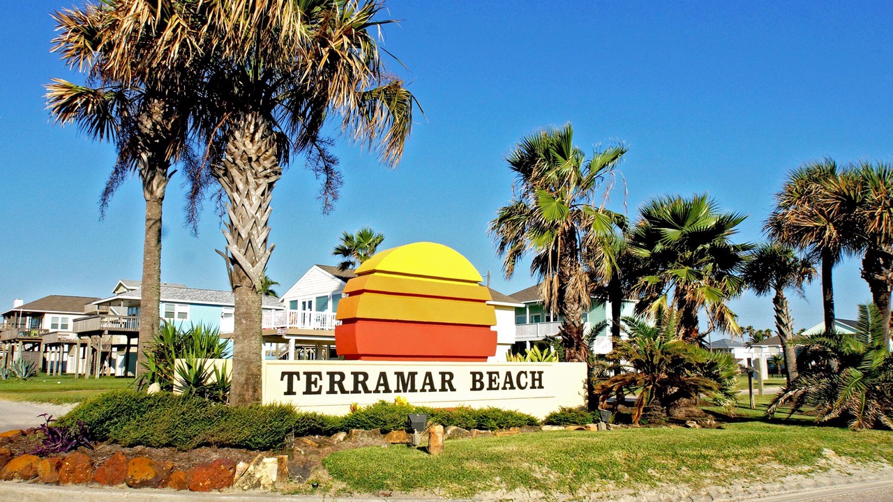 Photo of Others in Terramar Beach