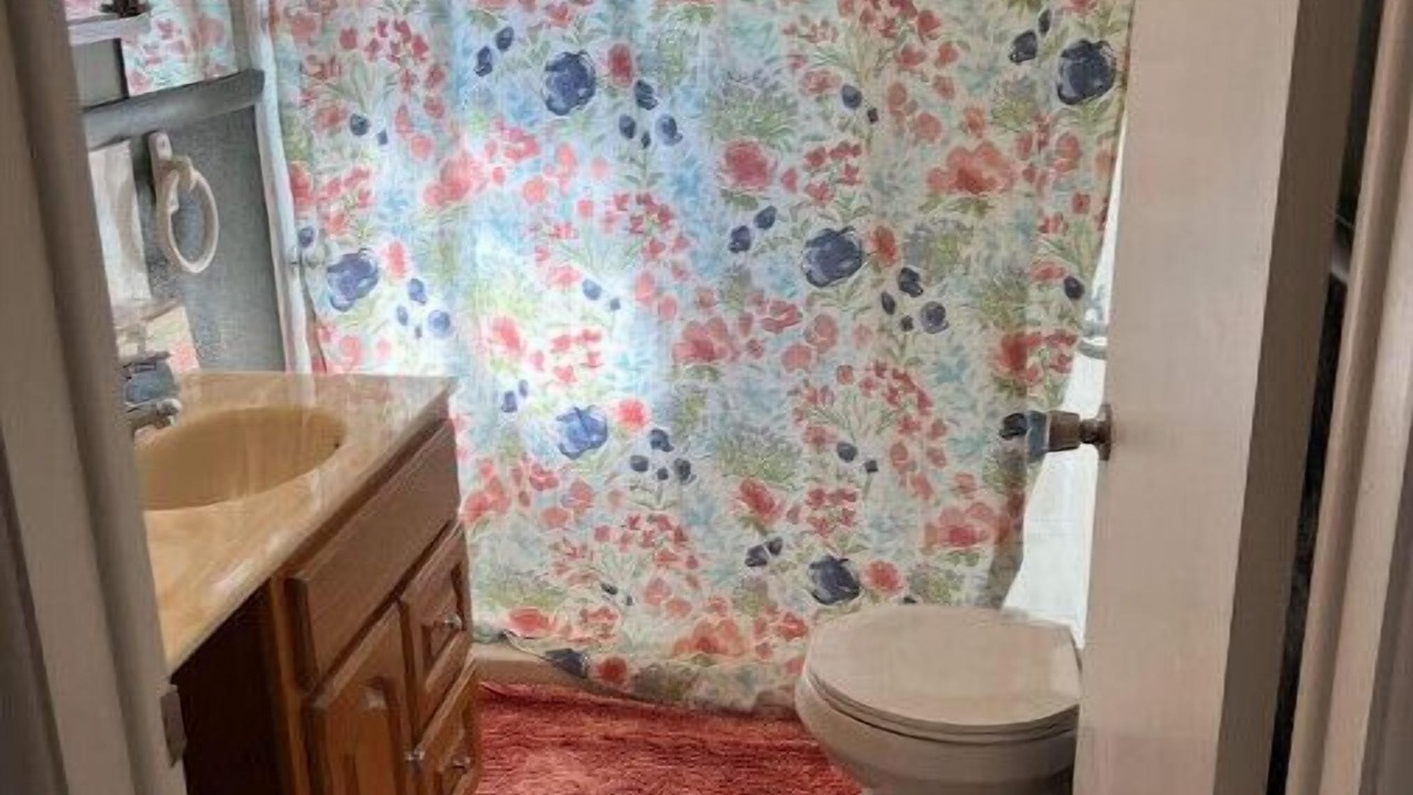 Photo of Bathroom in Summerlee