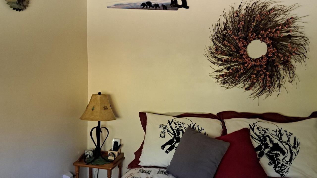 Photo of Bedroom in Ticonderoga