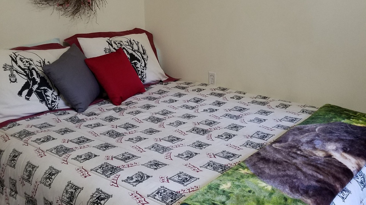 Photo of Bedroom in Ticonderoga