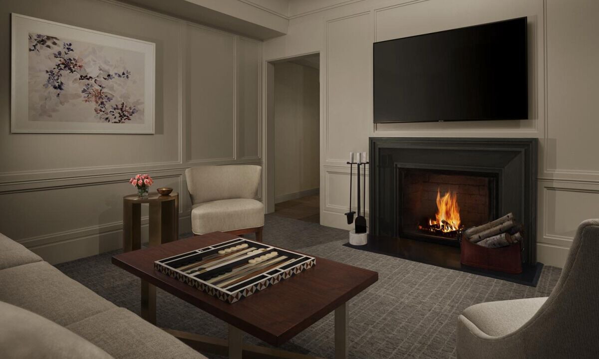 Photo of Livingroom in Back Bay East
