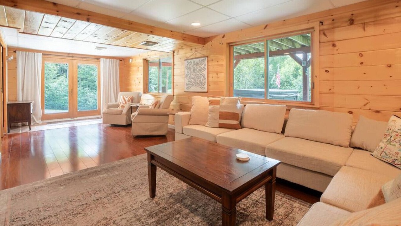 Photo of Livingroom in Jefferson