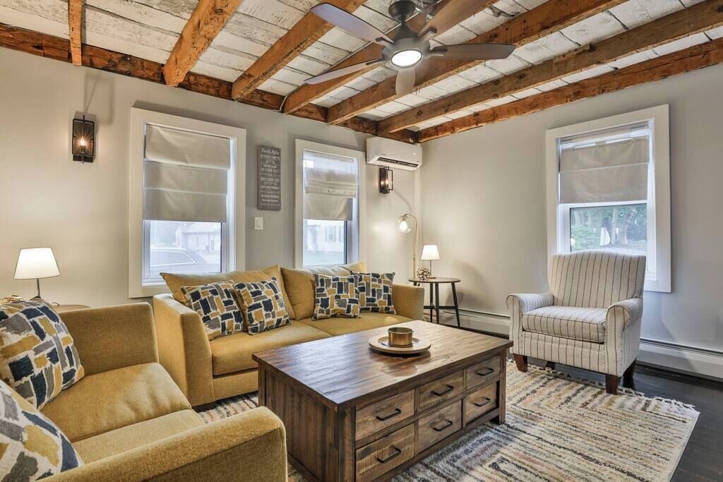 Photo of Bedroom in Salem