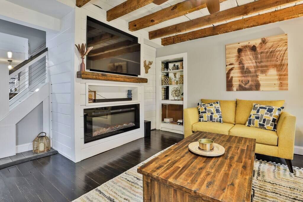 Photo of Livingroom in Salem