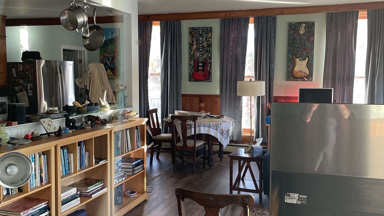 Photo of Bedroom in Newtonville