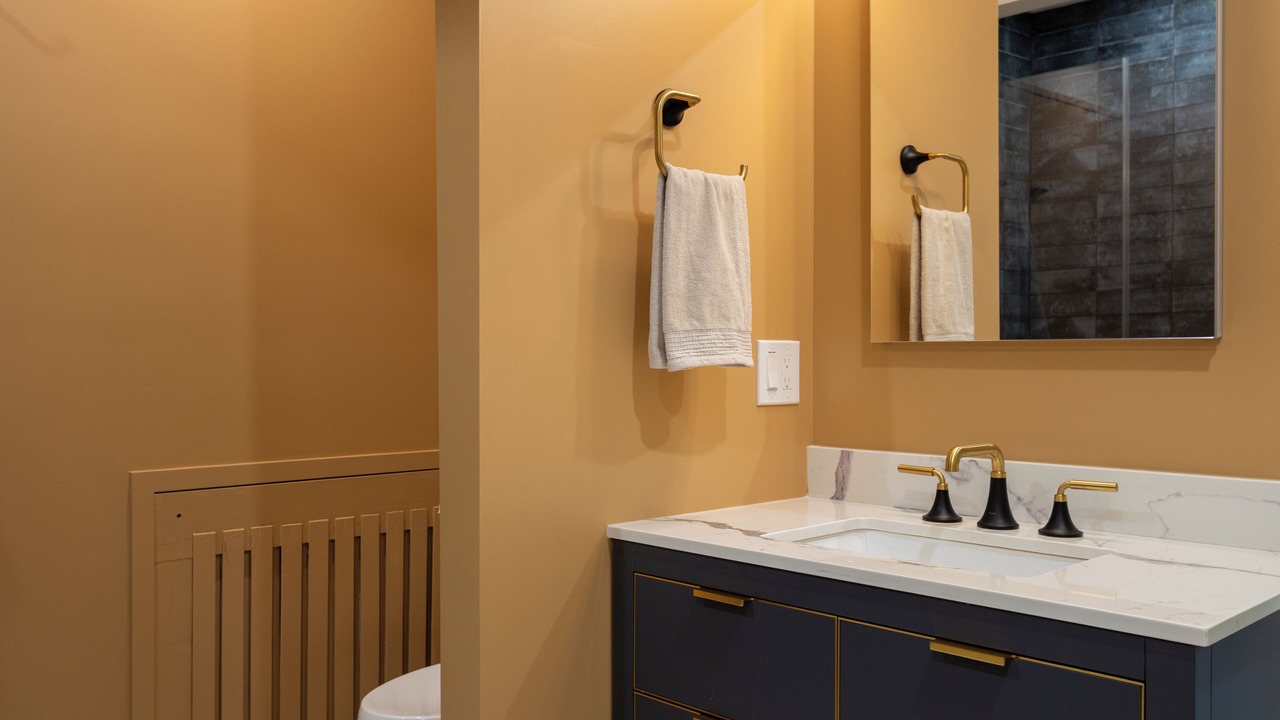 Photo of Bathroom in Zena