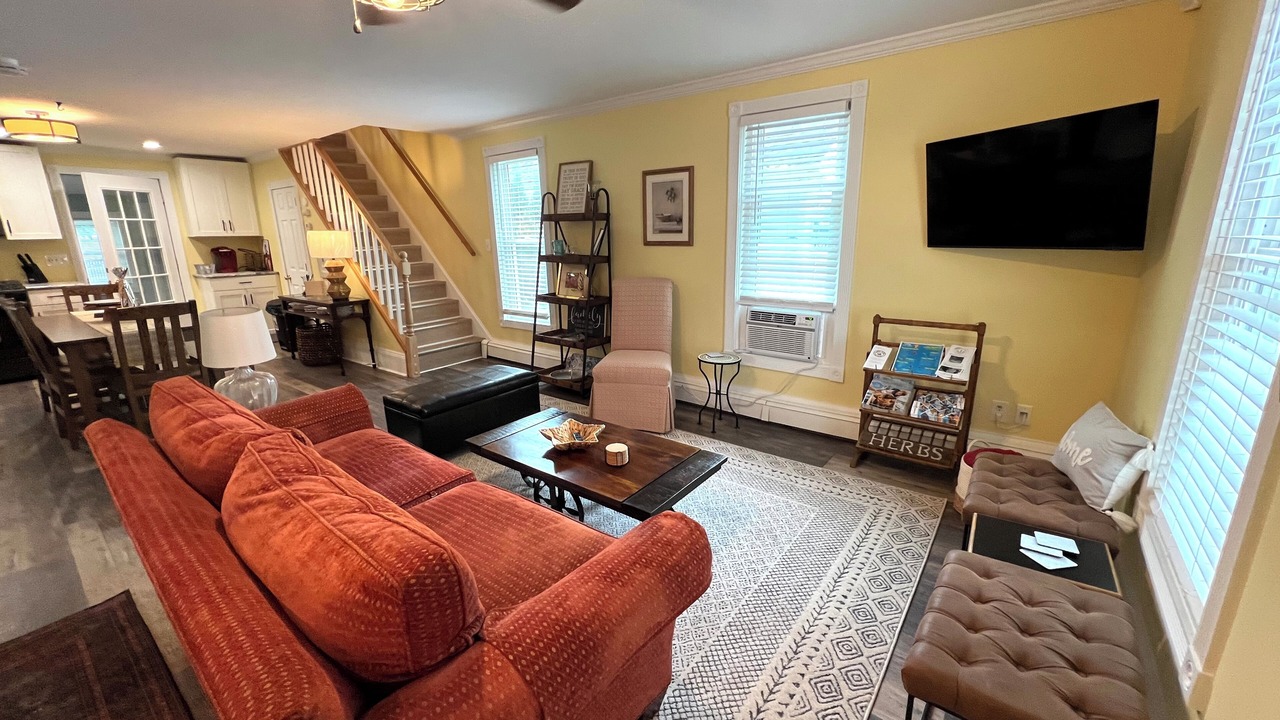 Photo of Livingroom in Bemus Point