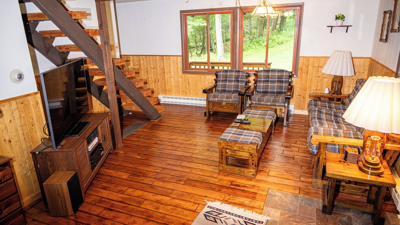 Photo of Livingroom in Alpine Lake