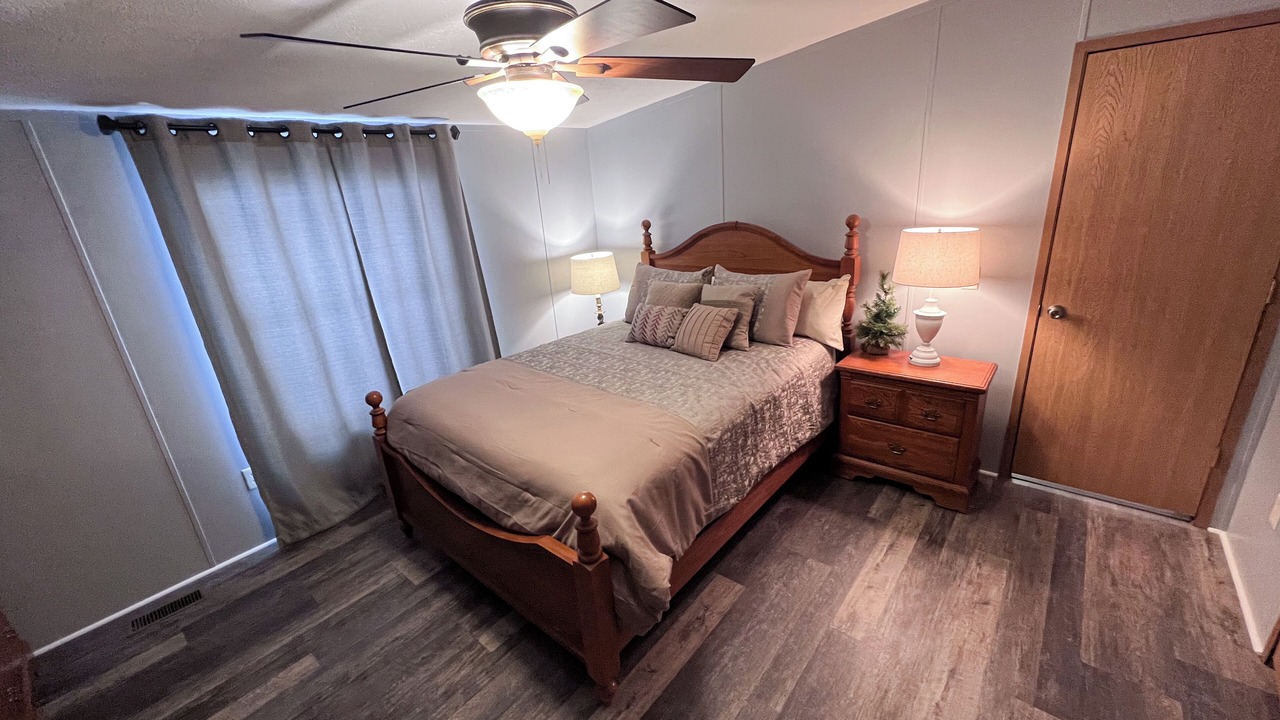 Photo of Bedroom in Confluence