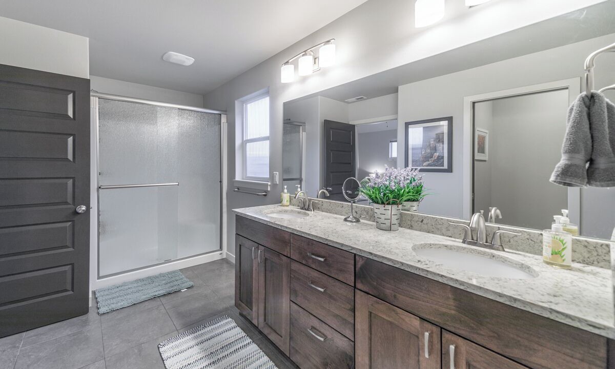 Photo of Bathroom in Old Farm District