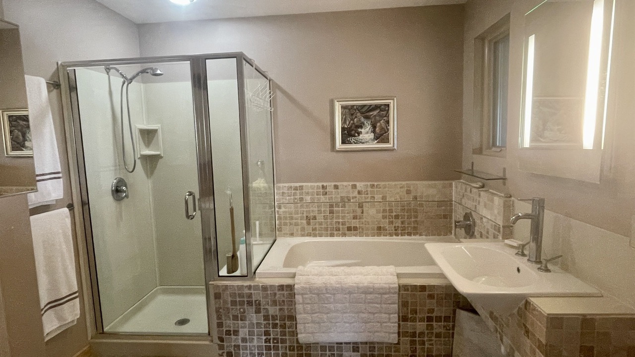 Photo of Bathroom in Putnam Station