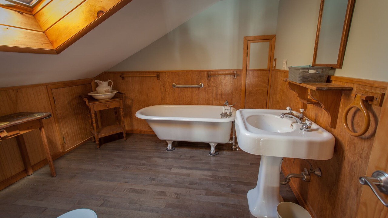 Photo of Bathroom in Schroon Lake