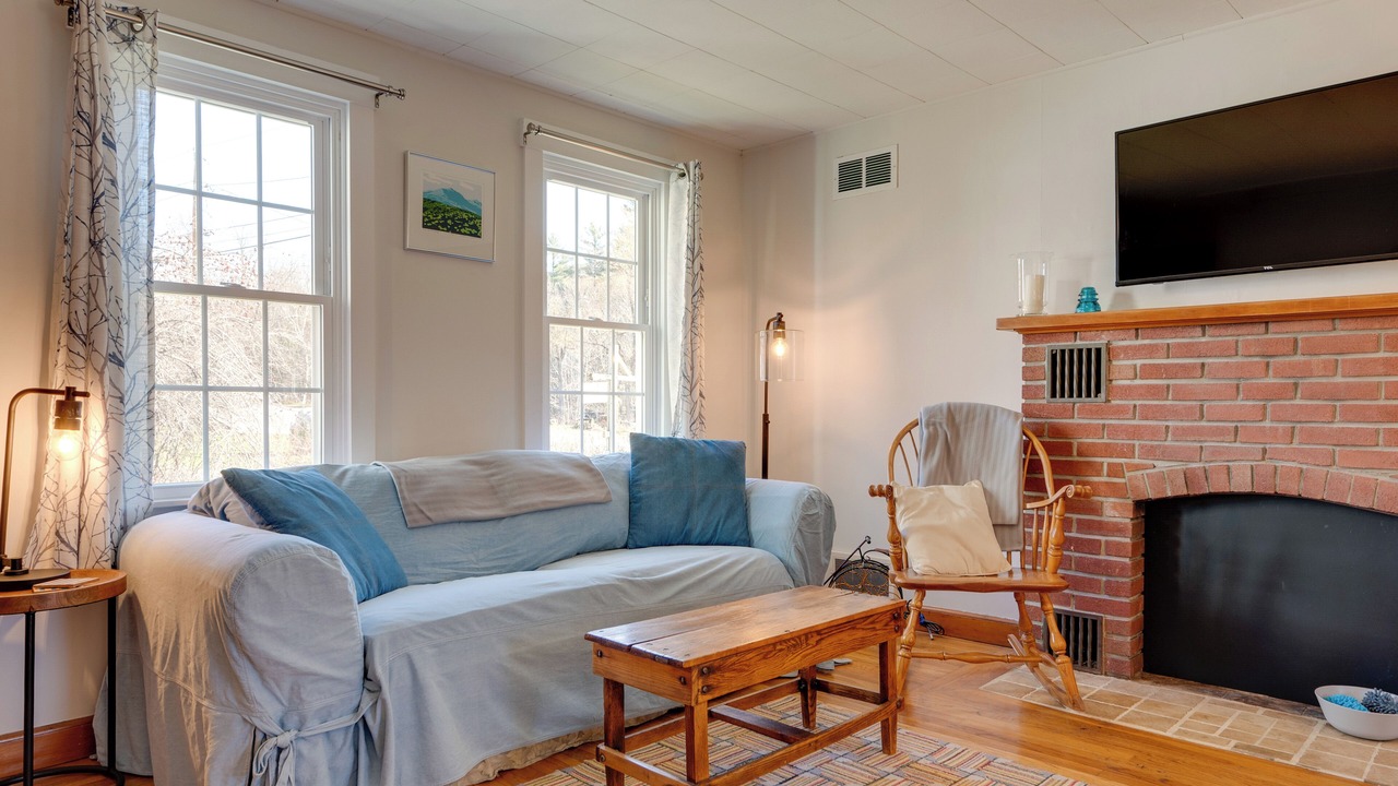 Photo of Bedroom in East Burke