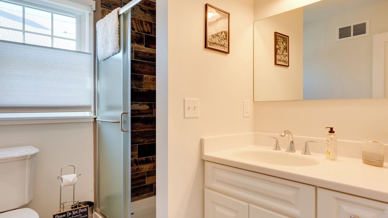 Photo of Bathroom in East Burke