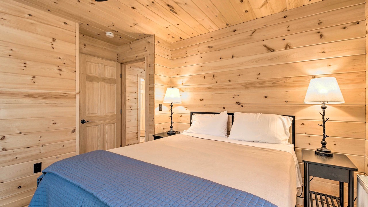 Photo of Bedroom in Weld
