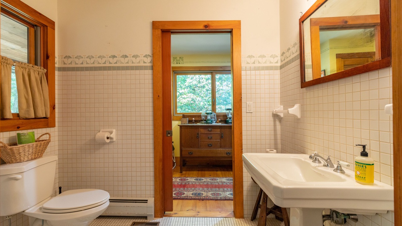 Photo of Bathroom in Pittsfield
