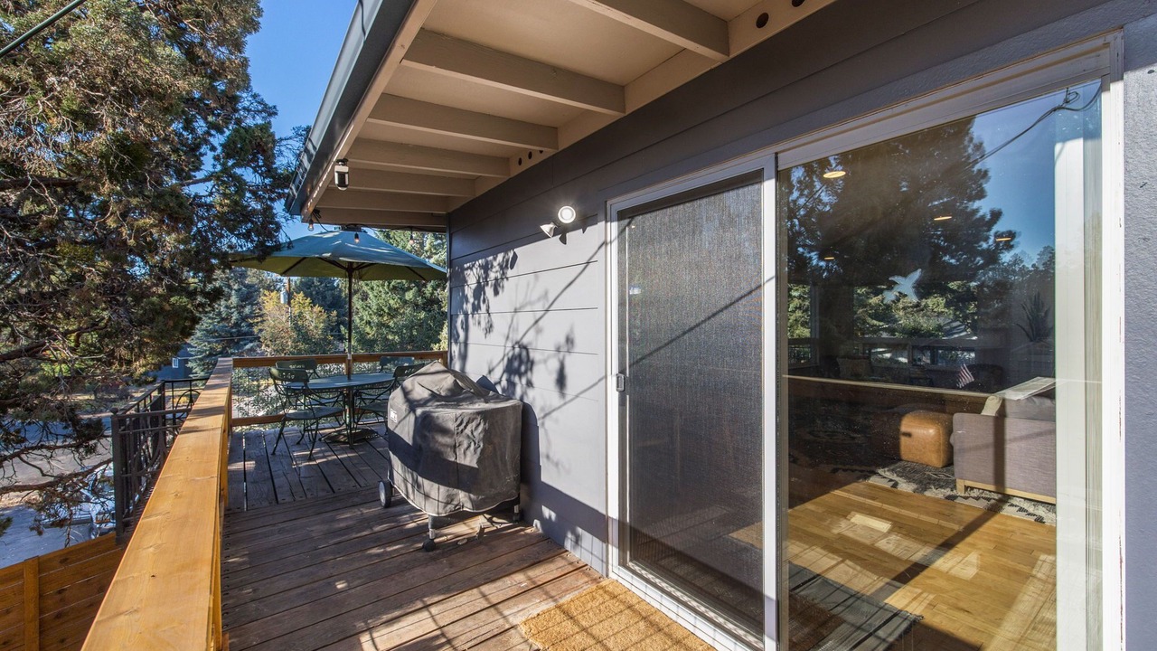 Photo of Patio Balcony in Larkspur
