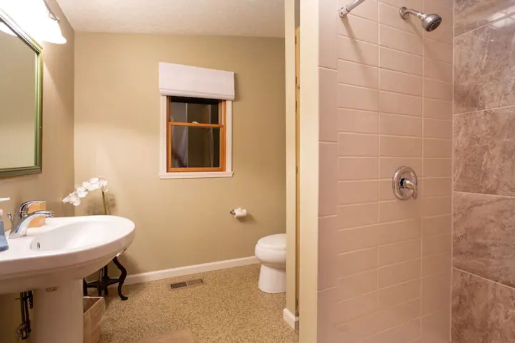 Photo of Bathroom in Perrysville