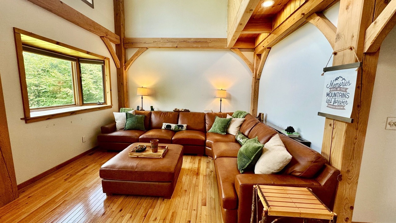 Photo of Livingroom in North Creek