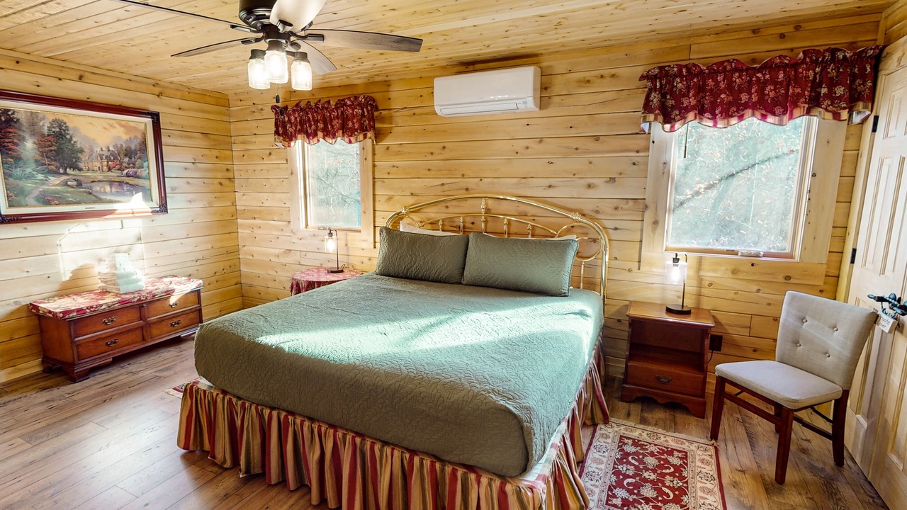 Photo of Bedroom in Eastern Vermont