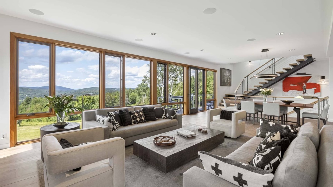 Photo of Livingroom in East Randolph
