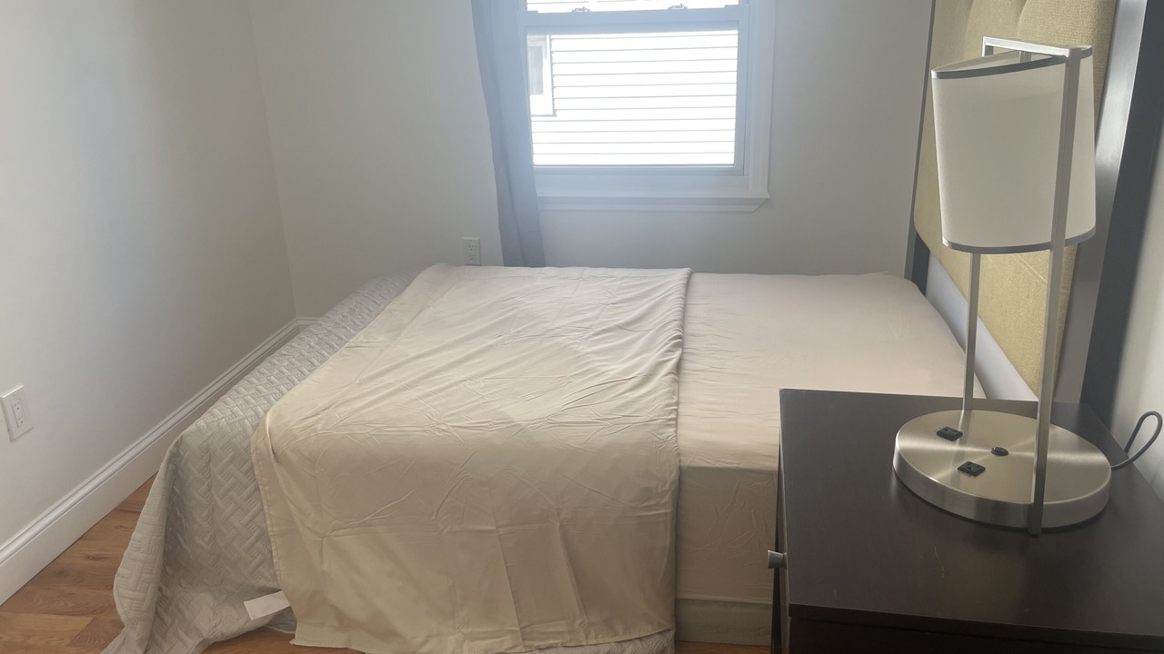 Photo of Bedroom in Williamsbridge