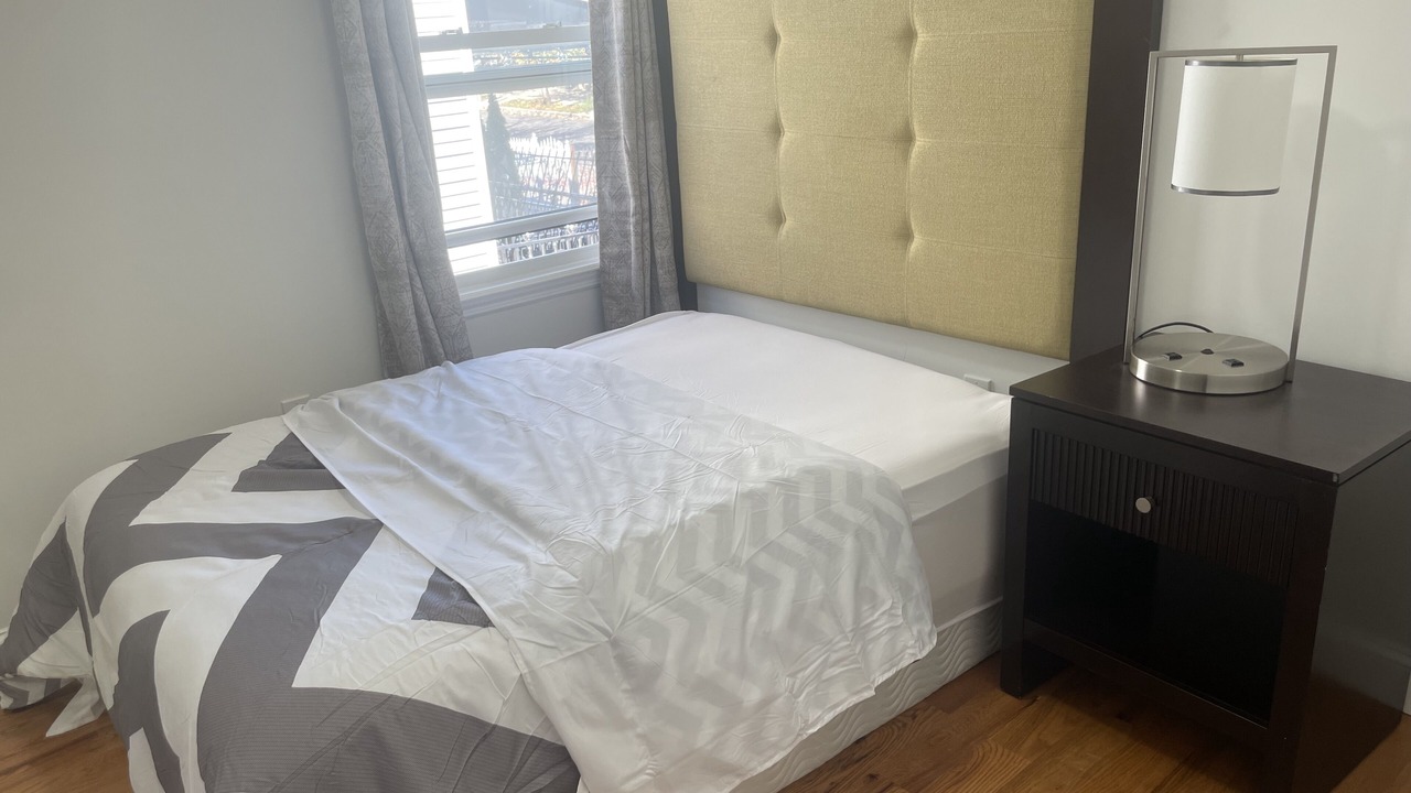 Photo of Bedroom in Williamsbridge