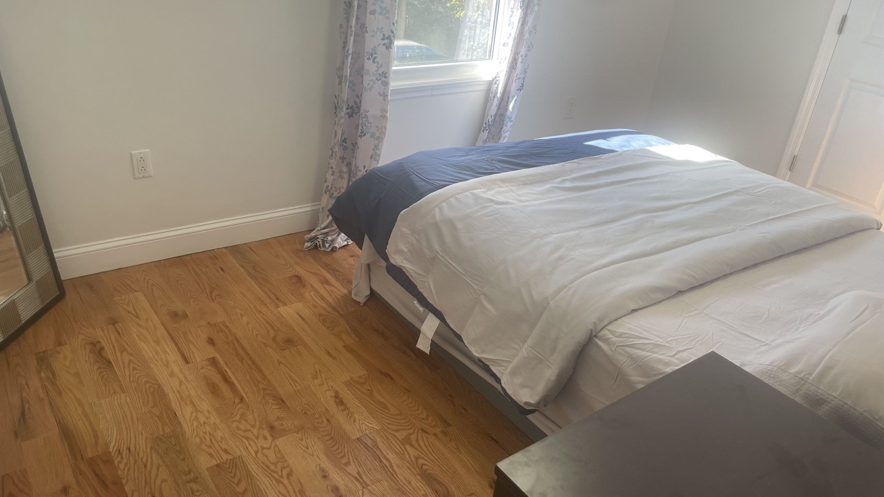 Photo of Bedroom in Williamsbridge
