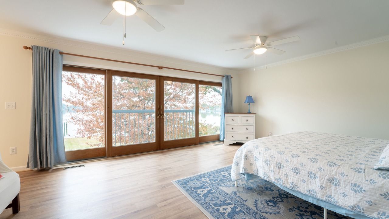 Photo of Bedroom in Shady Side