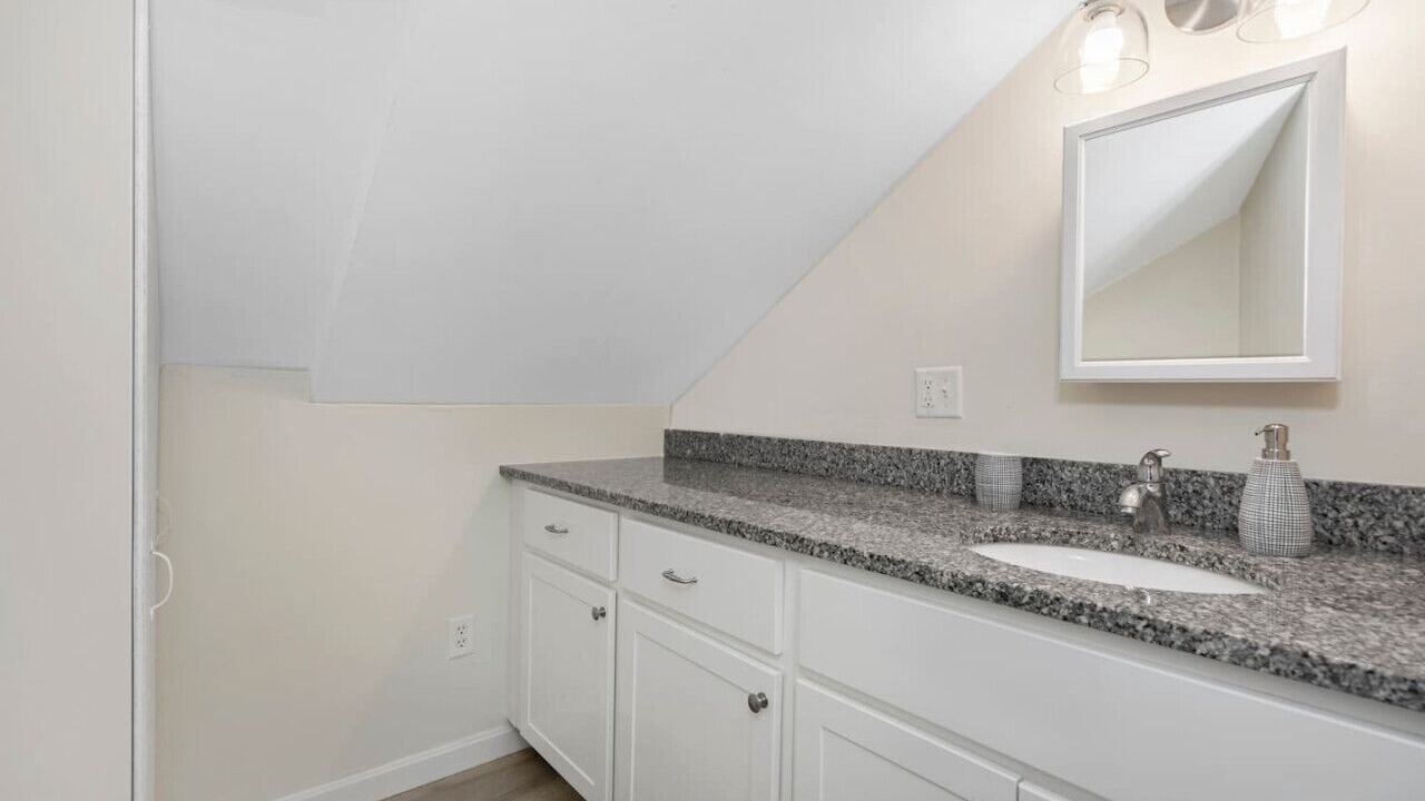 Photo of Bathroom in North Hampton
