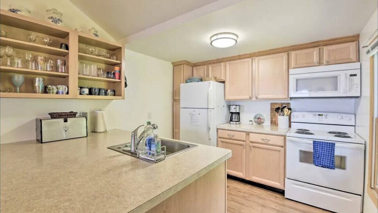 Photo of Kitchen in North Hero