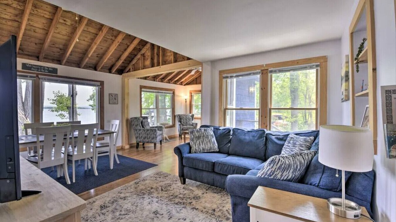 Photo of Livingroom in North Hero
