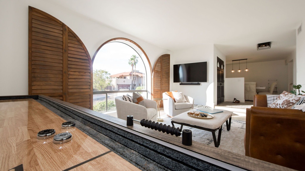 Photo of Livingroom in North Mountain