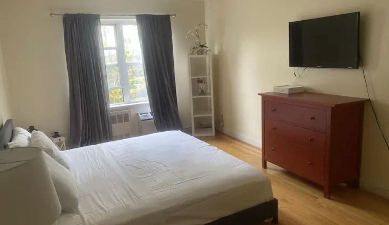 Photo of Bedroom in Queens