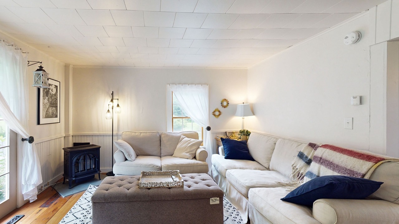 Photo of Livingroom in Waitsfield