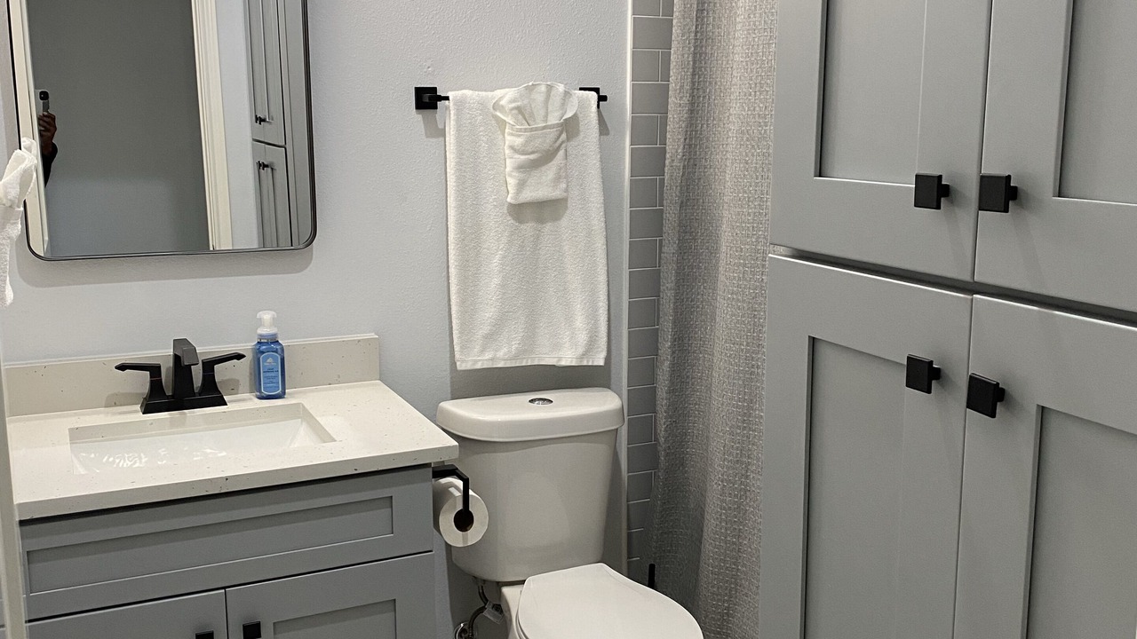 Photo of Bathroom in Dickinson