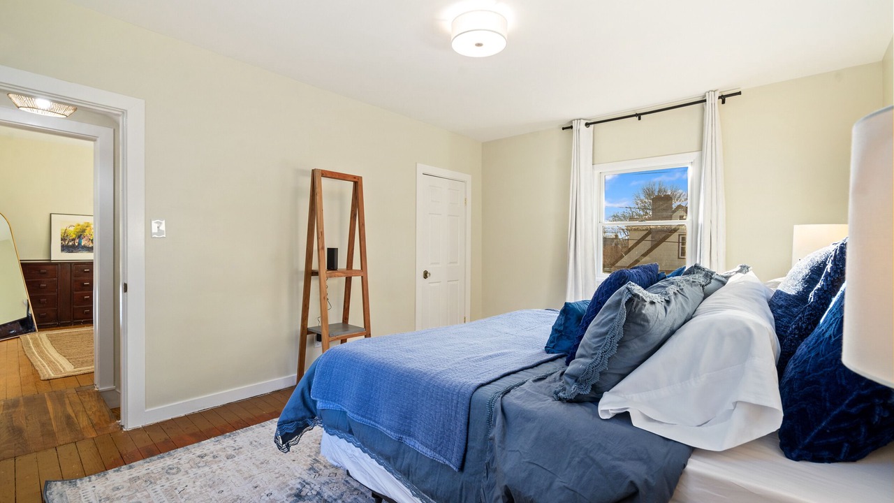 Photo of Bedroom in Zelienople