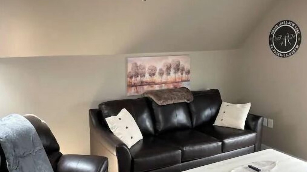 Photo of Livingroom in Newfield