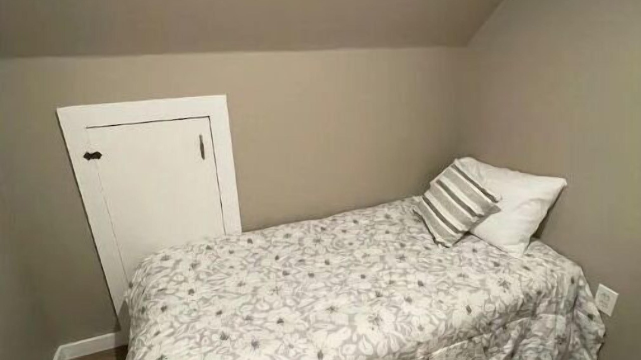 Photo of Bedroom in Newfield